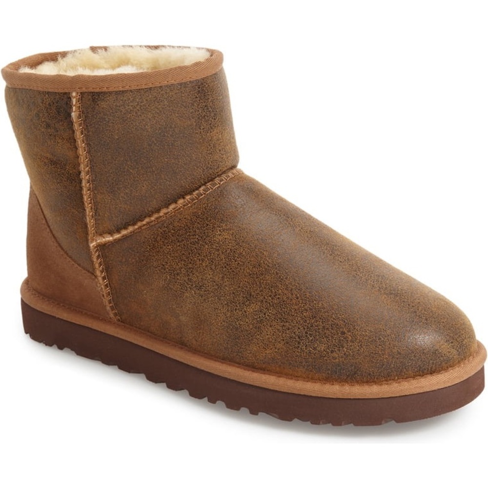 Men’s Uggs: Classic Mini Bomber Boot